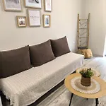 Cozy Next To Aliosha - Boho In The Heart Of 아파트 *
