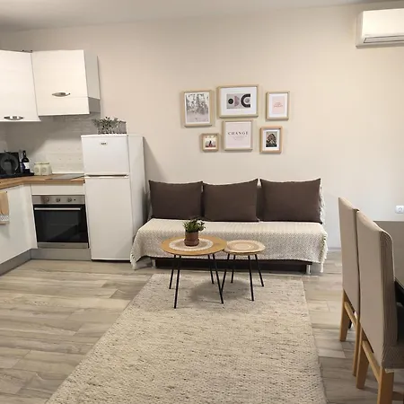 Apartment Cozy Next To Aliosha Plowdiw